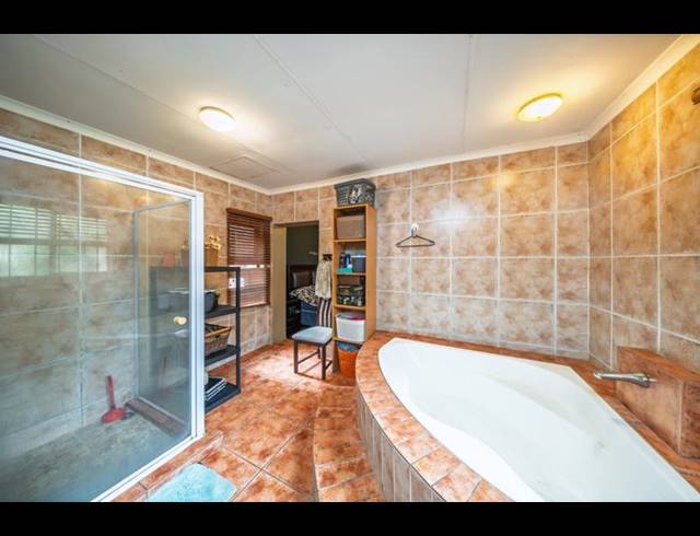 3 BEDROOM HOUSE FOR SALE IN EDENVALE CENTRAL